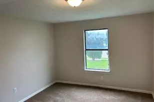 1022 W 8th St, Freeport, TX 77541 - Photo 8