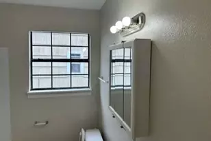 1022 W 8th St, Freeport, TX 77541 - Photo 6
