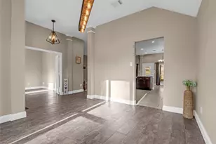 11506 Faulkey Gully Cir, Houston, TX 77070 - Photo 6