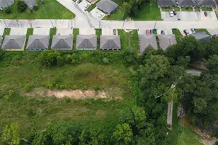 29 30 31 32 Eddie Martin Dr, Livingston, TX 77351 - Photo 1