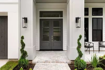 709 E 17th Street, Houston, TX 77008 - Photo 2