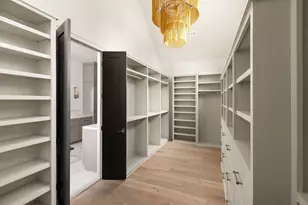 709 E 17th St, Houston, TX 77008 - Photo 16