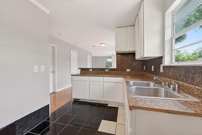 2446 Mayview Drive, Houston, TX 77091 - Photo 18