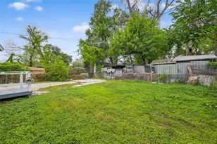 2446 Mayview Dr, Houston, TX 77091 - Photo 34