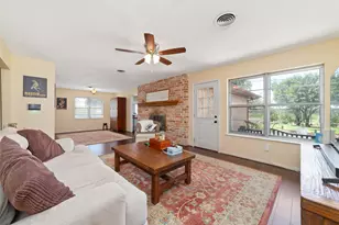 7434 Carew St, Houston, TX 77074 - Photo 10