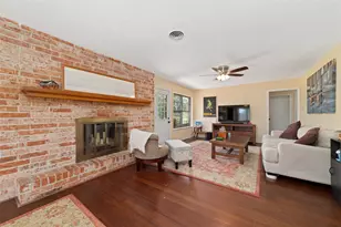 7434 Carew St, Houston, TX 77074 - Photo 8