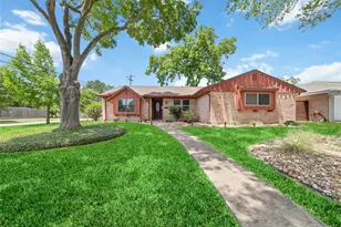 7434 Carew St, Houston, TX 77074 - Photo 1
