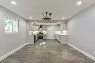 8925 Everglade Dr, Houston, TX 77078 - Photo 10