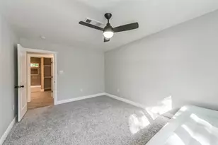 8925 Everglade Dr, Houston, TX 77078 - Photo 18