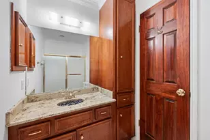5819 Valley Forge Dr, Houston, TX 77057 - Photo 18