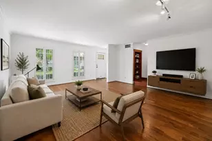 5819 Valley Forge Dr, Houston, TX 77057 - Photo 4