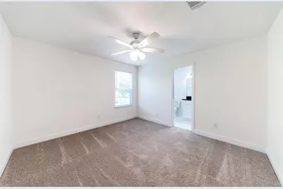 5007 Mallow Street #B, Houston, TX 77033 - Photo 10