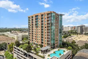 2207 Bancroft St, Houston, TX 77027 - Photo 2