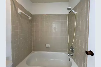3909 Tanglewilde Street #3909, Houston, TX 77063 - Photo 8