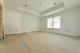 10438 Brinwood Dr, Houston, TX 77043 - Photo 16