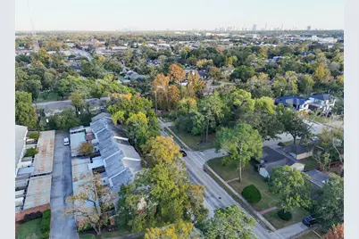 9654 Westview Drive #9, Houston, TX 77055 - Photo 42