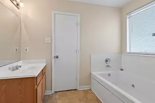 13410 Blue Swallow Dr, Houston, TX 77086 - Photo 18