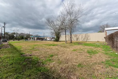 2107 N Main Street, Pearland, TX 77581 - Photo 12