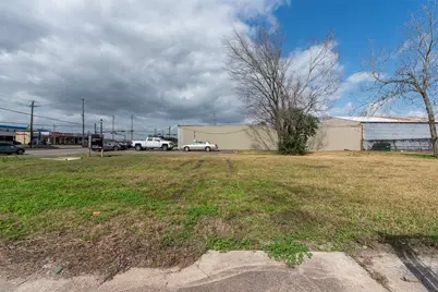 2107 N Main Street, Pearland, TX 77581 - Photo 10