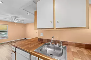 2815 Jack Johnson Blvd, Galveston, TX 77550 - Photo 40