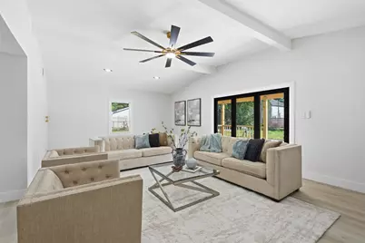 8102 Gulick Lane, Houston, TX 77075 - Photo 6