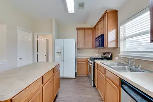 19310 Golden Cactus Ln, Cypress, TX 77433 - Photo 14