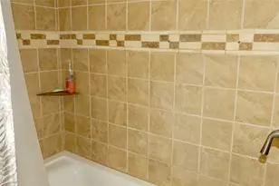 4432 Swan St, Hitchcock, TX 77563 - Photo 16