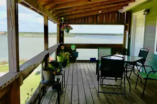 4432 Swan St, Hitchcock, TX 77563 - Photo 2