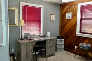 4432 Swan St, Hitchcock, TX 77563 - Photo 18