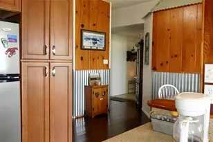 4432 Swan St, Hitchcock, TX 77563 - Photo 12