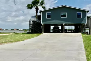4432 Swan St, Hitchcock, TX 77563 - Photo 1