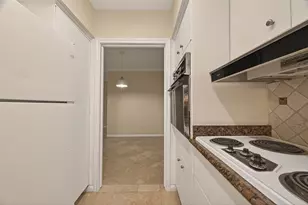 2600 Bellefontaine St, Houston, TX 77025 - Photo 16