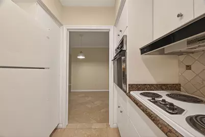 2600 Bellefontaine Street #B 24, Houston, TX 77025 - Photo 16
