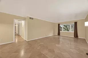 2600 Bellefontaine St, Houston, TX 77025 - Photo 6