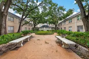 2600 Bellefontaine St, Houston, TX 77025 - Photo 30