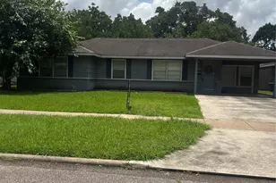 4713 Saxon St, Bellaire, TX 77401 - Photo 2