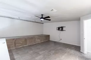 2102 Post Office Street Corner, Galveston, TX 77550 - Photo 4