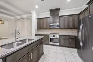 1310 Malone St, Houston, TX 77007 - Photo 2
