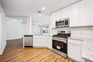 5311 Basquiat Dr, Houston, TX 77048 - Photo 10