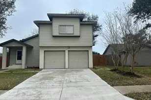 1111 W Brompton Dr, Pearland, TX 77584 - Photo 2