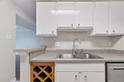 3700 W Clay Street #244, Houston, TX 77019 - Photo 12