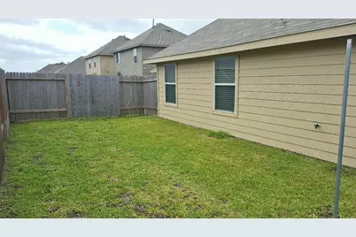 5838 Kyle Cove Drive, Katy, TX 77449 - Photo 2