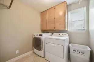 1306 Forest Hollow Dr, Missouri City, TX 77459 - Photo 20