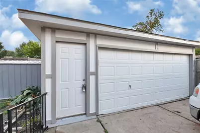 11727 Scottsdale Drive, Meadows Place, TX 77477 - Photo 4