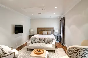 3440 Locke Ln, Houston, TX 77027 - Photo 18