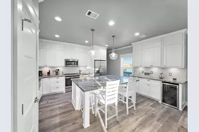 866 Wommack, Port Bolivar, TX 77650 - Photo 18