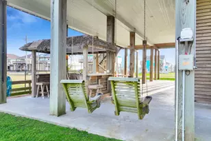 866 Wommack, Port Bolivar, TX 77650 - Photo 8