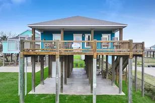 866 Wommack, Port Bolivar, TX 77650 - Photo 2