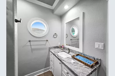 866 Wommack, Port Bolivar, TX 77650 - Photo 42