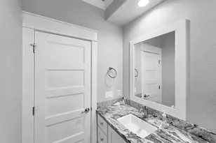 866 Wommack, Port Bolivar, TX 77650 - Photo 26